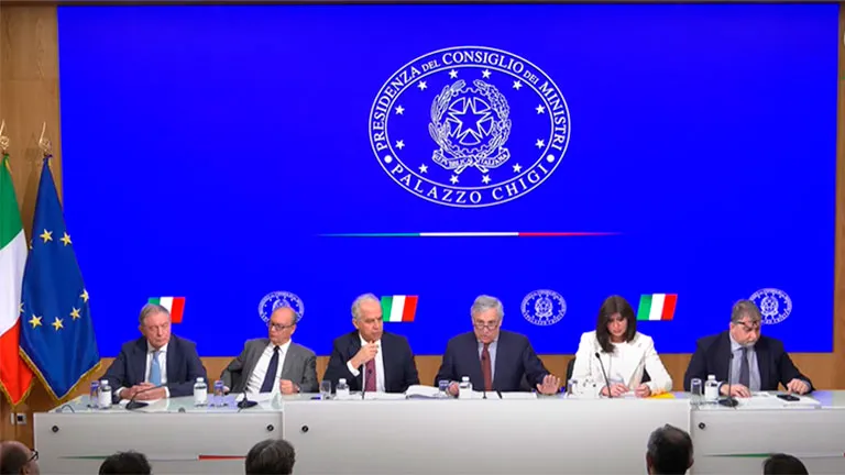 📌 Ciudadanía italiana por descendencia: cambios 2025 (DL 36/2025 – Ley 74/2025)